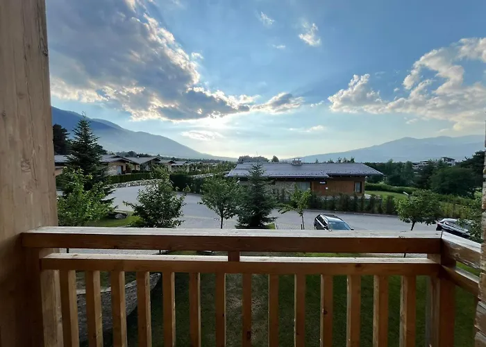 Апартаменты Pirin Golf Guest Разлог